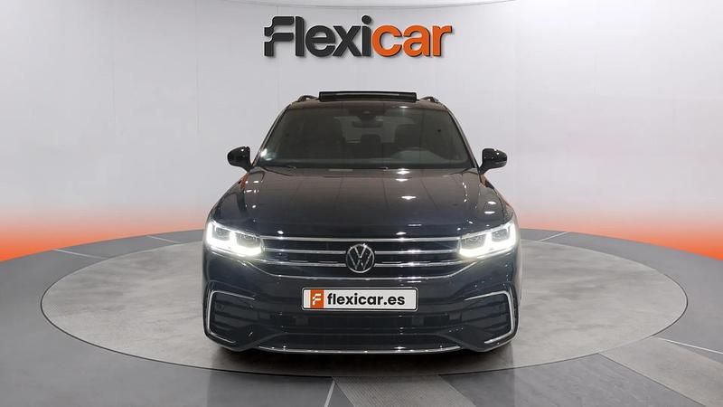 Usado VW Tiguan R-line 245 CV (180 kW) 2022 Negro SUV