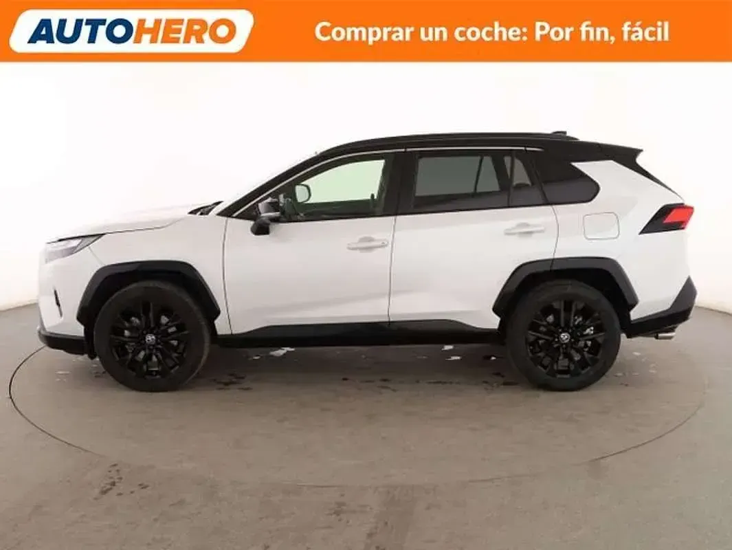 Usado Toyota RAV4 Hybrid Style 218 CV (160 kW) 2024 Blanco SUV