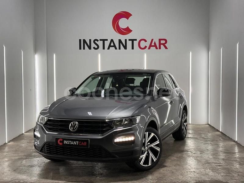 Usado VW T-Roc Advance 115 CV (84 kW) 2020 Gris / plata SUV