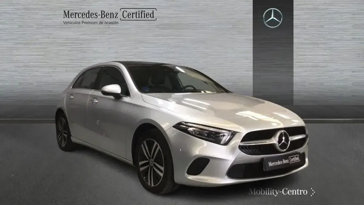 Usado Mercedes A250 Progressive 160 CV (117 kW) 2022 Iridiumsilber  metalliclack