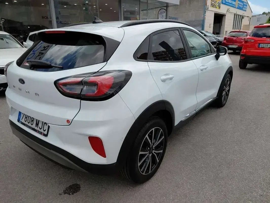 Usado Ford Puma Titanium 125 CV (91 kW) 2023 Blanco SUV