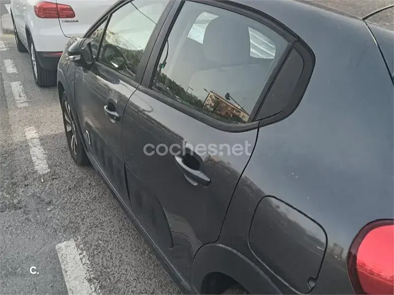 Usado Citroën C3 Feel 82 CV (60 kW) 2017 Gris / plata Berlina