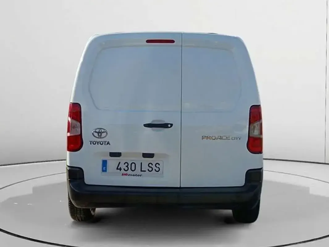 Usado Toyota Proace City City 102 CV (75 kW) 2021 Blanco Monovolumen