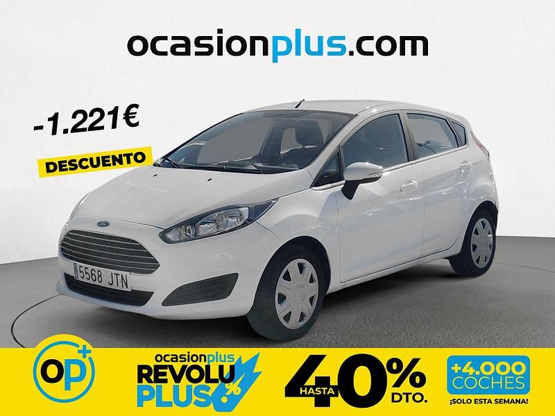 Usado Ford Fiesta Trend 75 CV (55 kW) 2016 Blanco Utilitario