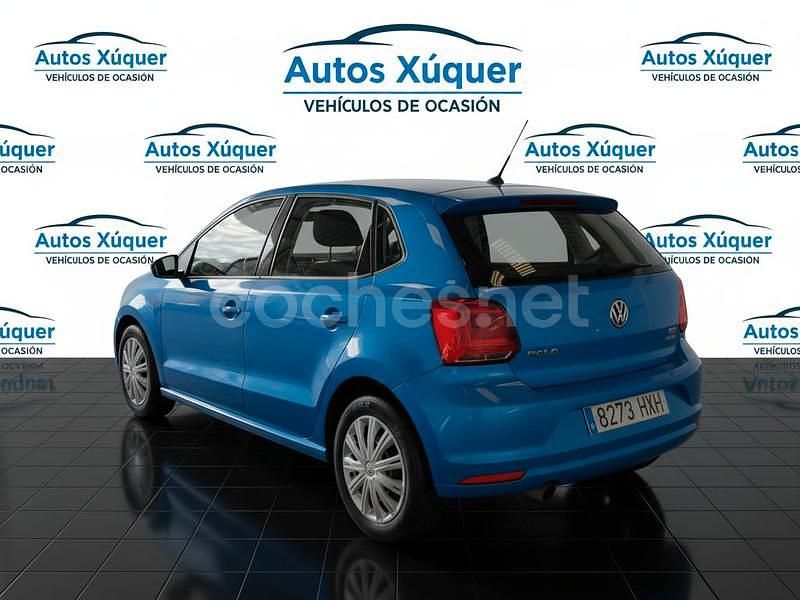 Usado VW Polo Advance 90 CV (66 kW) 2014 Azul Berlina