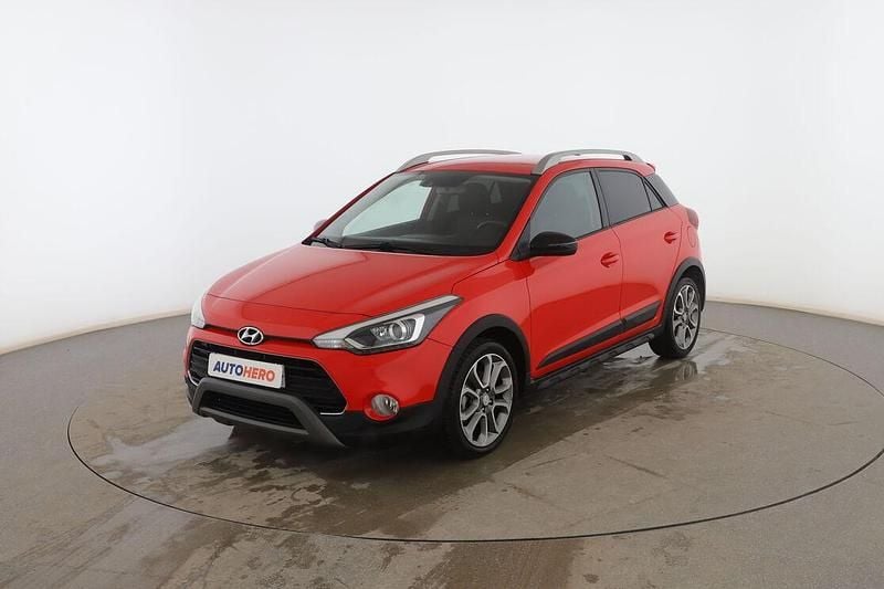 Usado Hyundai i20 Active 101 CV (74 kW) 2018 Rojo Berlina