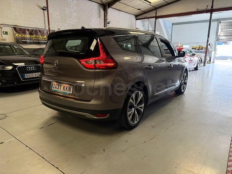 Usado Renault Grand Scénic IV Zen 130 CV (95 kW) 2018 Beige Monovolumen