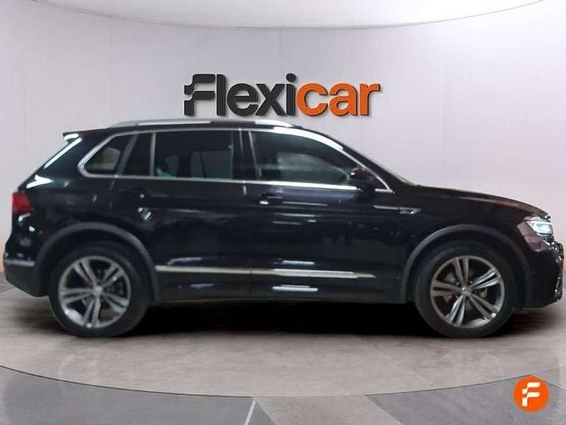 Usado VW Tiguan Sportline 150 CV (110 kW) 2017 Negro SUV