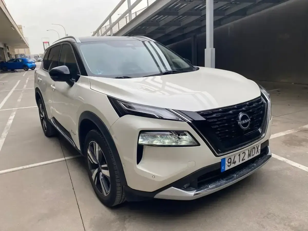Usado Nissan X-Trail Tekna 213 CV (156 kW) 2023 Blanco SUV