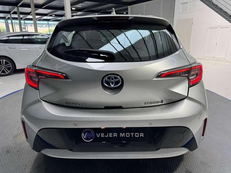 Usado Toyota Corolla Business Edition 122 CV (89 kW) 2020 Plateado Utilitario
