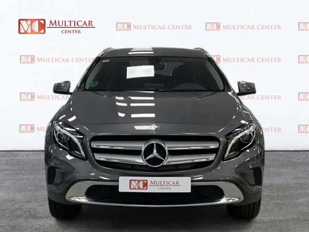 Używany Mercedes GLA200 Urban 136 KM (100 kW) 2017 Szary SUV
