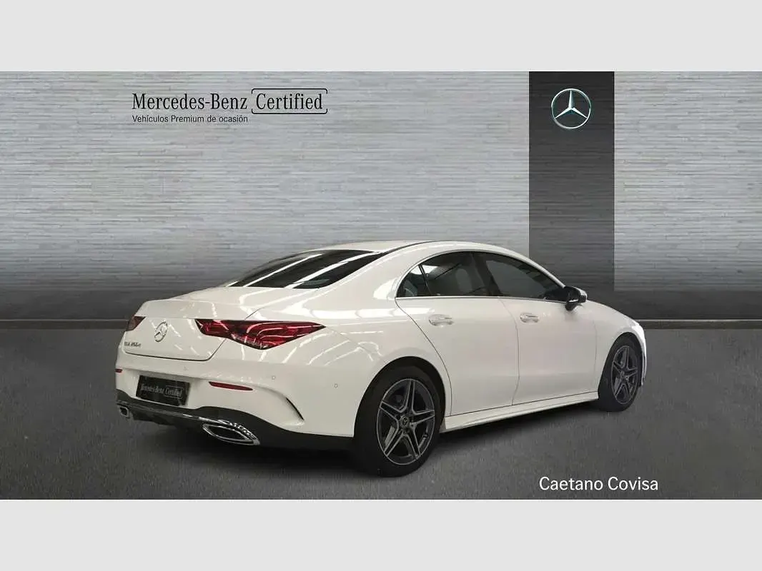 Usado Mercedes CLA200 150 CV (110 kW) 2023 Blanco Coupe