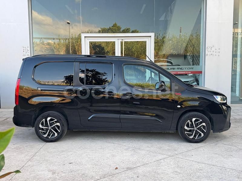 Negro Usado 2024 Toyota Proace Verso Active Familiar | 30.999 € (Buen precio) - Imagen 1/4