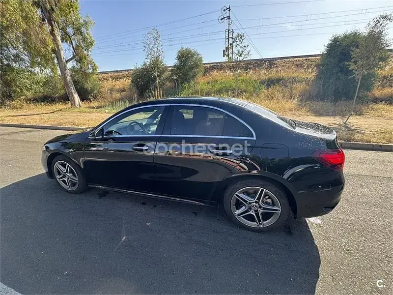 Usado Mercedes A250 218 CV (160 kW) 2023 Negro Berlina
