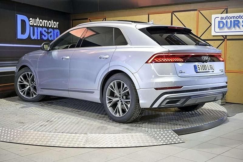 Usado Audi Q8 S-Line 290 CV (213 kW) 2021 Gris SUV