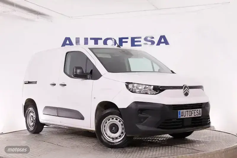 Usado Citroën Berlingo 100 CV (73 kW) 2024 Blanco Monovolumen