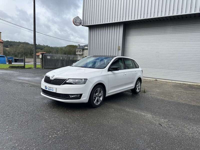 Usado Skoda Rapid Ambition 95 CV (69 kW) 2018 Blanco Utilitario