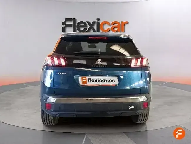 Usado Peugeot 3008 Allure 130 CV (95 kW) 2021 Azul SUV