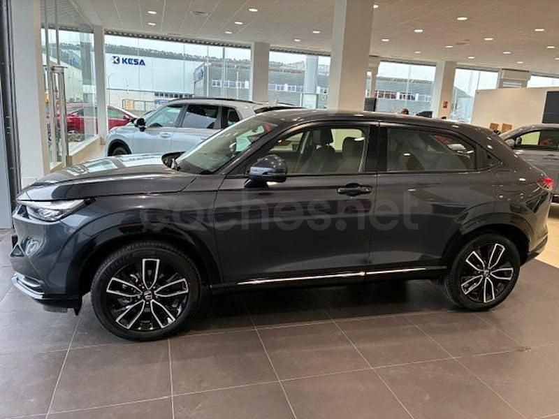 Usado Honda HR-V Advance 131 CV (96 kW) 2022 Gris / plata SUV