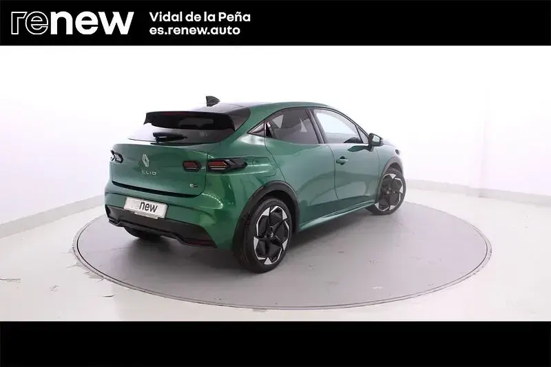 Nuevo Renault Clio V Techno 159 CV (116 kW) 2026 Verde absoluto Berlina