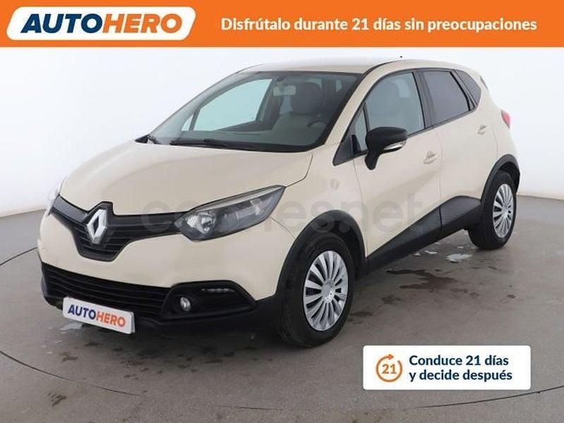 Usado Renault Captur Life 91 CV (66 kW) 2015 Beige SUV