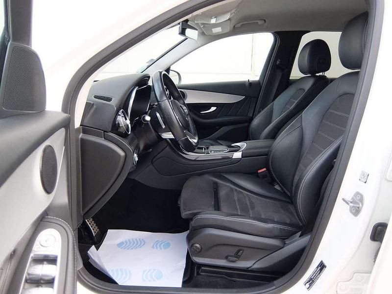 Usado Mercedes GLC220 194 CV (142 kW) 2022 Blanco SUV