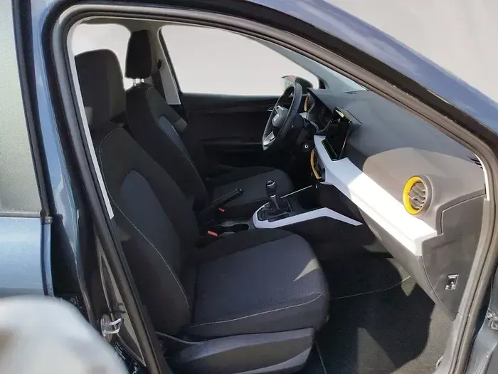 Usado Seat Arona Xperience 116 CV (85 kW) 2025 Gris SUV
