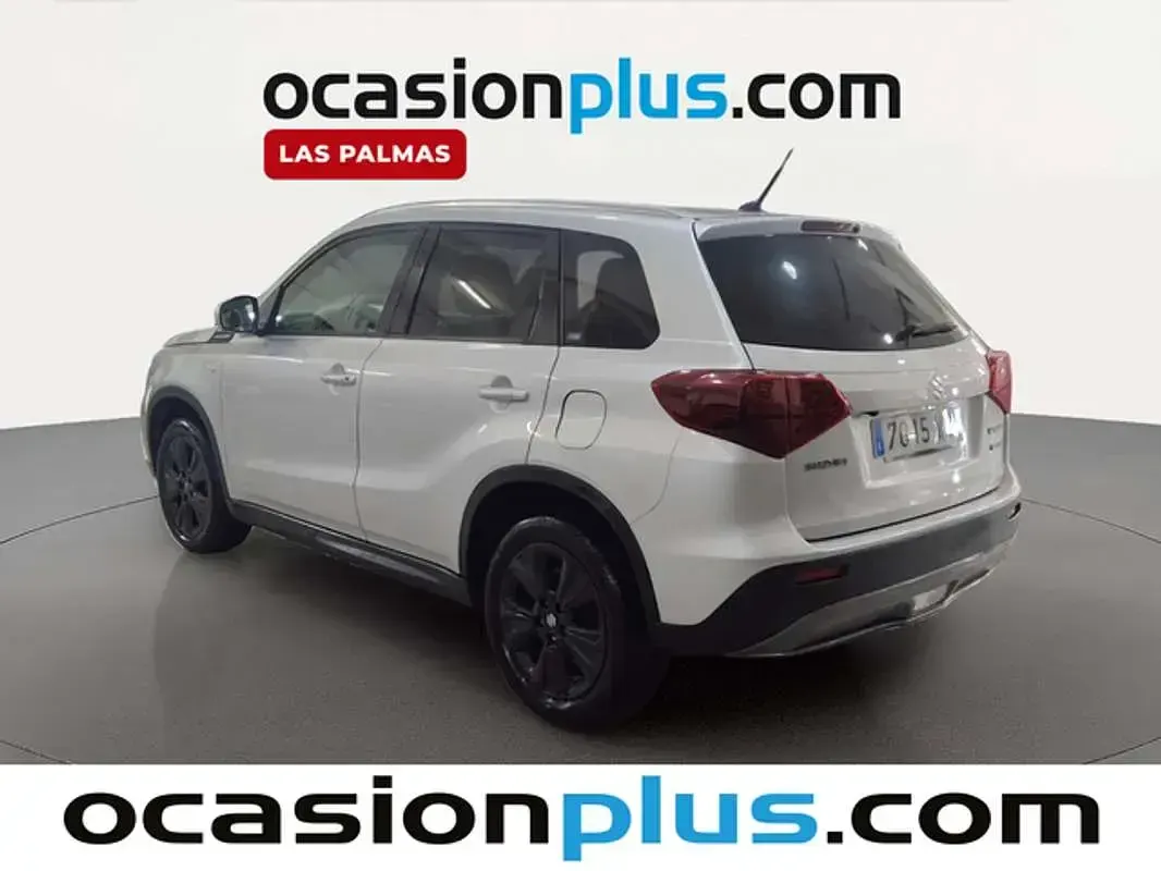 Usado Suzuki Vitara 129 CV (94 kW) 2022 Plateado SUV