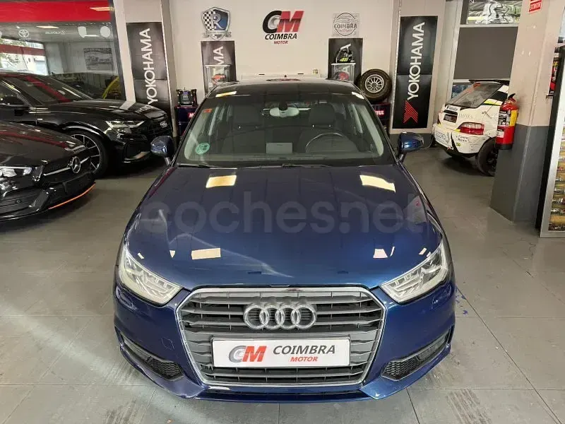 Usado Audi A1 Sportback Attraction 116 CV (85 kW) 2017 Azul Utilitario