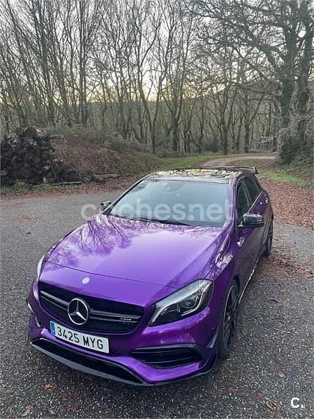 Violeta / lila Usado 2016 Mercedes A45 AMG AMG Berlina | 33.900 € (Un poco caro) - Imagen 1/4
