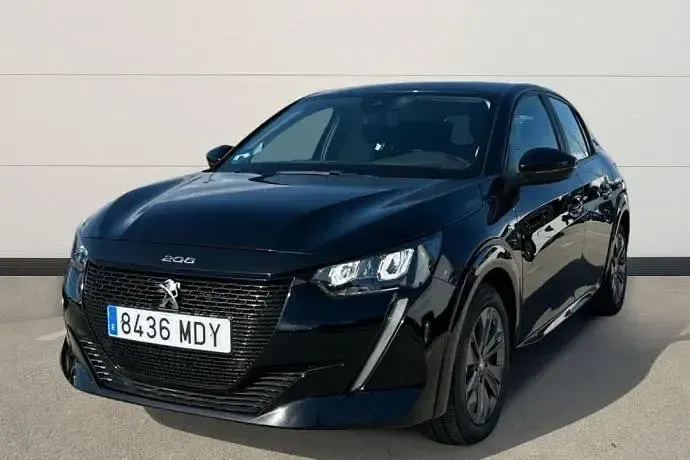 Usado Peugeot e-208 Active 100 kW (136 CV) 2023 Utilitario
