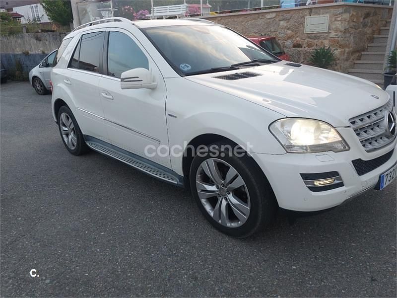 Usado Mercedes ML300 190 CV (139 kW) 2010 Blanco SUV