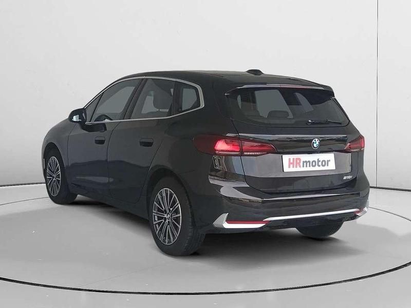 Usado BMW 218 Luxury Line 137 CV (100 kW) 2023 Negro Monovolumen