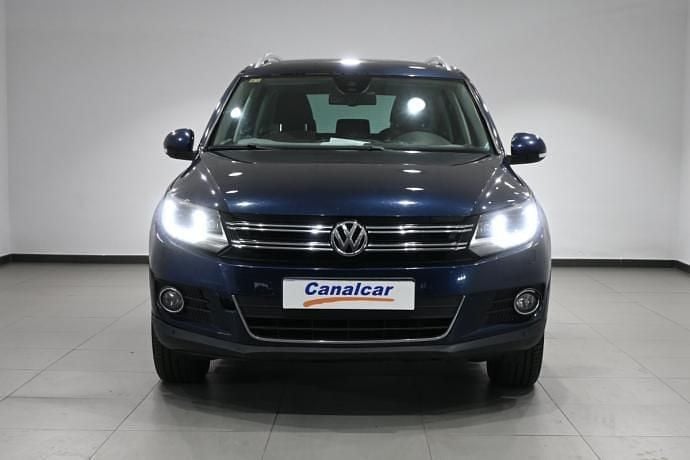 Usado VW Tiguan Sportline 140 HP (102 kW) 2014 Azul SUV