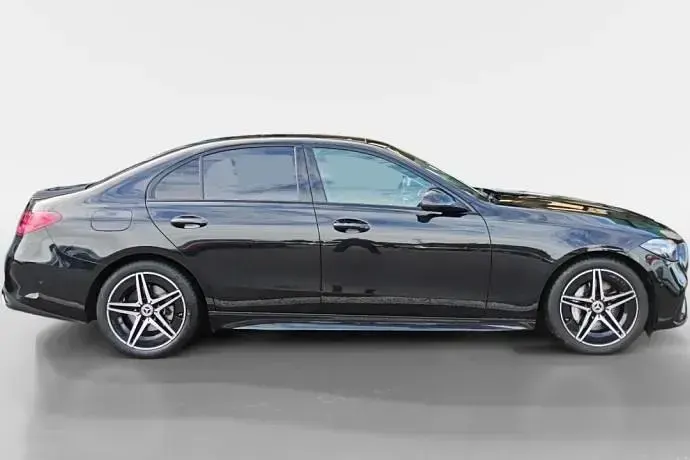 Usado Mercedes C220 197 CV (144 kW) 2025 Negro Berlina