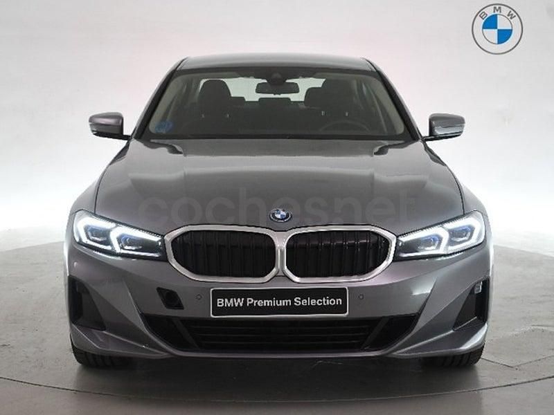 Usado BMW 320e Shadowline 204 CV (150 kW) 2024 Gris / plata Berlina
