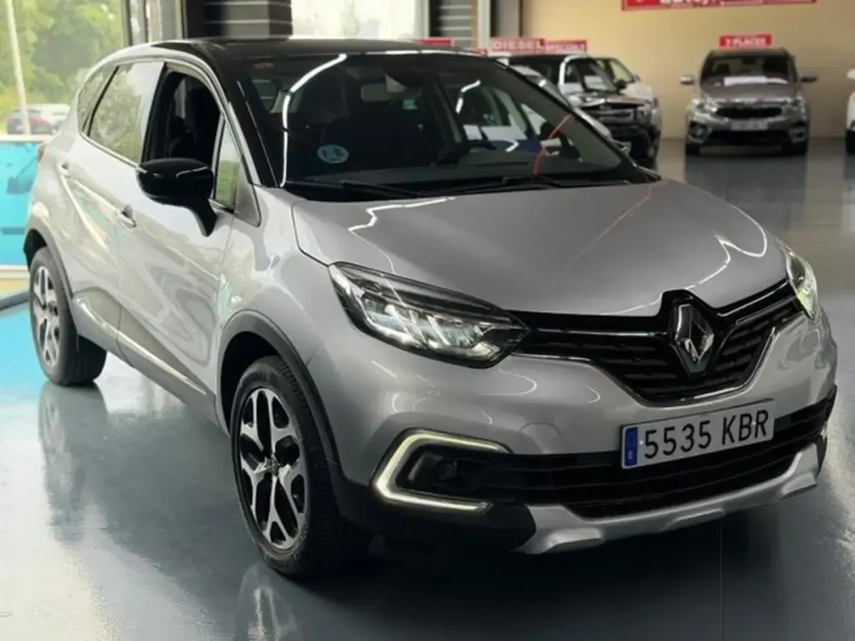 Usado Renault Captur XMOD 120 CV (88 kW) 2017 SUV