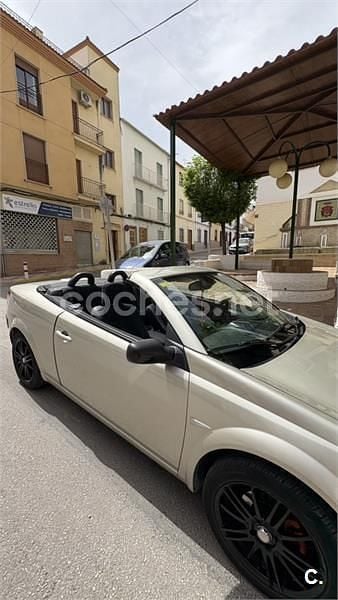 Usado Renault Mégane Cabriolet Dynamique 120 CV (88 kW) 2005 Beige Descapotable