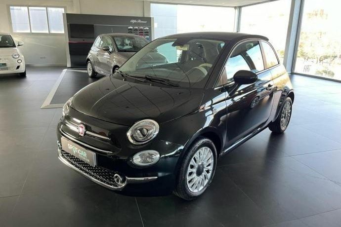 Negro Usado 2024 Fiat 500 Dolcevita | 14.890 € (Un poco caro) - Imagen 1/4