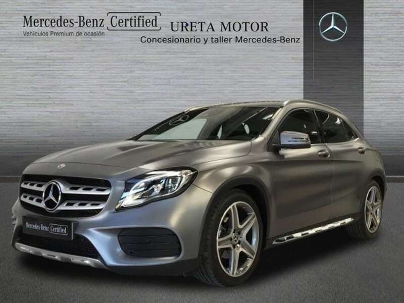 Gris montaña magno Usado 2018 Mercedes GLA200 SUV | 26.900 € (Caro) - Imagen 1/4