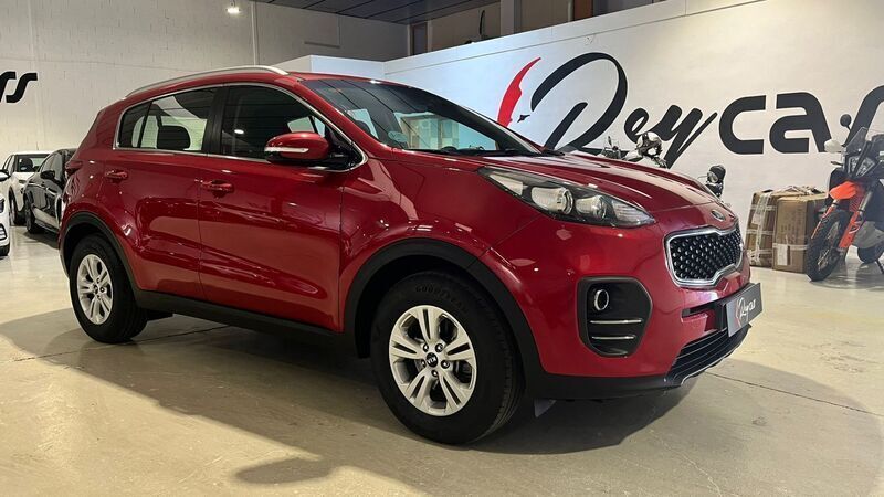Rojo Usado 2018 Kia Sportage GT-Line SUV | 17.990 € (Un poco caro) - Imagen 1/4