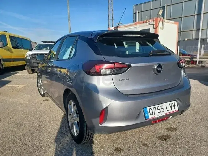 Usado Opel Corsa Edition 75 CV (55 kW) 2021 Gris / plata Utilitario