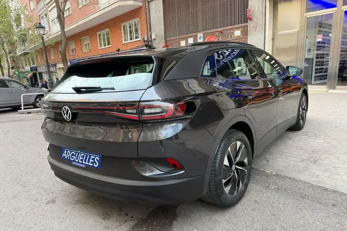 Begagnad VW ID.4 Pro 127 kW (174 HK) 2023 Grå SUV