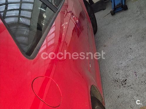 Usado Audi A3 Ambition 140 CV (102 kW) 2005 Rojo Utilitario