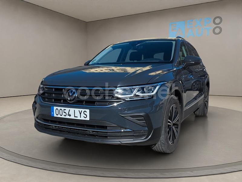 Używany VW Tiguan Life 130 KM (95 kW) 2022 Szary SUV