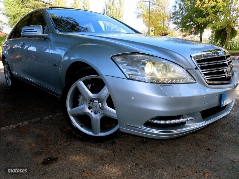 Usado Mercedes S600L AMG 517 CV (380 kW) 2010 Plateado Berlina