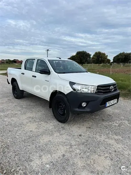 Usado Toyota HiLux 150 CV (110 kW) 2019 Blanco Pickup/Camioneta
