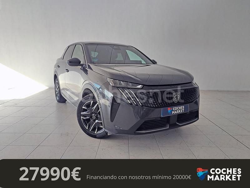 Usado Peugeot 3008 Allure 136 CV (100 kW) 2024 Gris / plata SUV