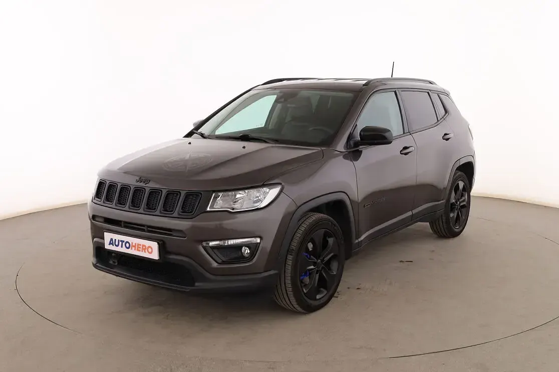 Usado Jeep Compass Night Eagle 140 CV (102 kW) 2019 SUV