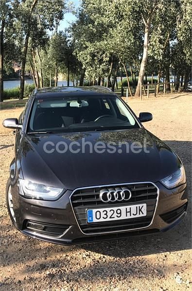 Usado Audi A4 150 CV (110 kW) 2014 Negro Familiar